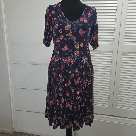torrid Dresses & Skirts - Floral Navy Dress. Torrid Size 00